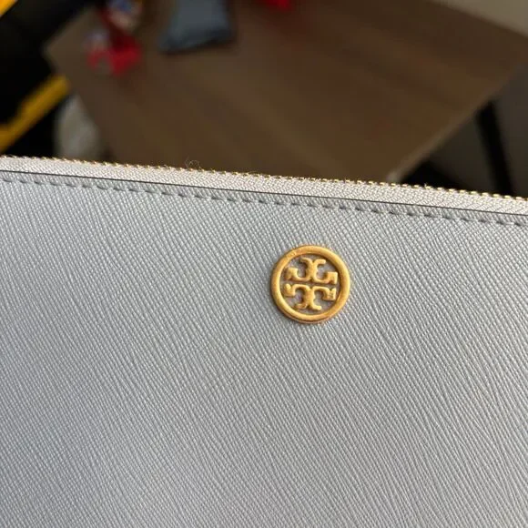 Tory Burch Wallet - Picture 6 of 6